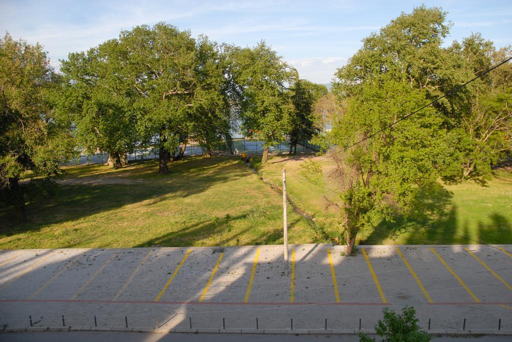 Apartments Villa Zora Dojran 部屋 写真
