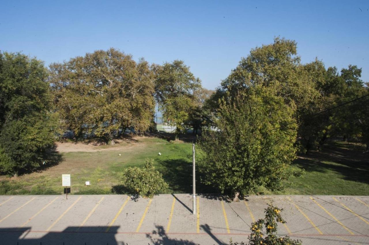 Apartments Villa Zora Dojran エクステリア 写真